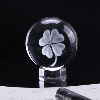 6 cm Kryštál Four Leaf Clover Loptu 3D Laserom Vygravírované Miniatúrny Model Sveta Crystal Plavidlá, Sklo, Domáce Dekorácie Ornament Darček