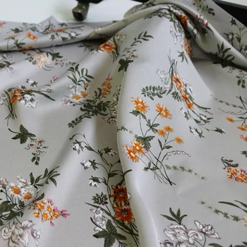 100 cm*150 cm Elegantný Kvetinový Charmeuse Tkaniny Mäkké Šaty Textilné Satin Krepové
